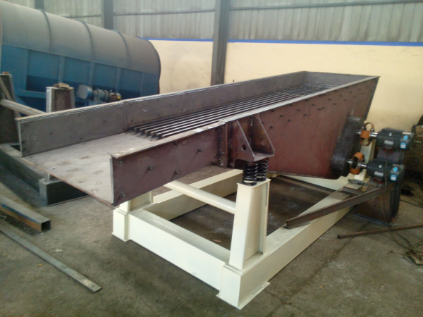 vibratory-feeder-4